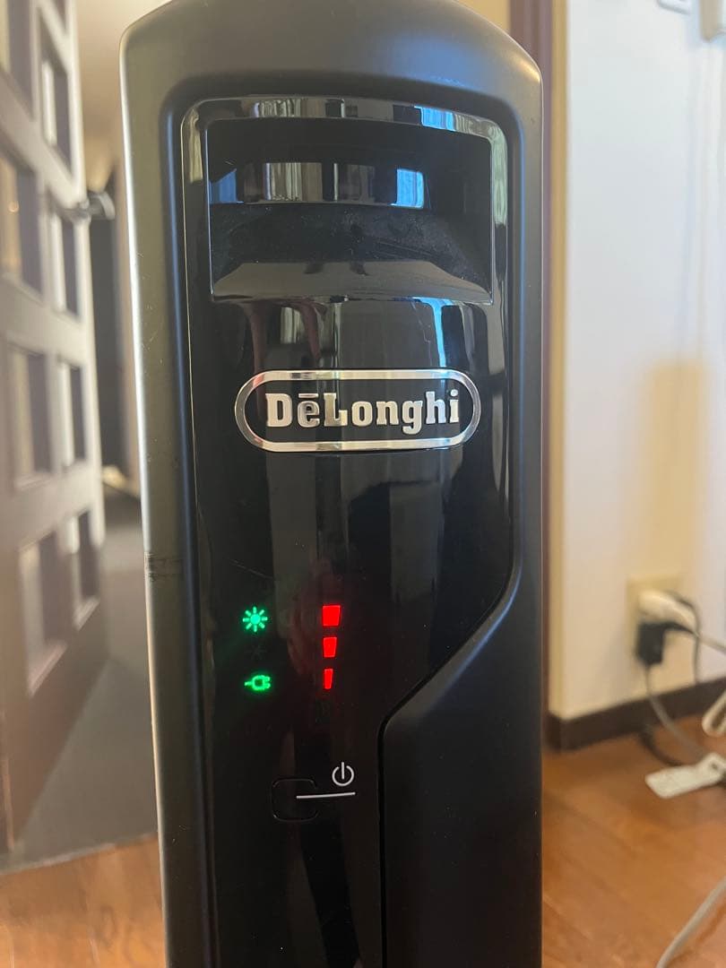【通電確認済】DeLonghi 電気ヒーター 黒 縦型