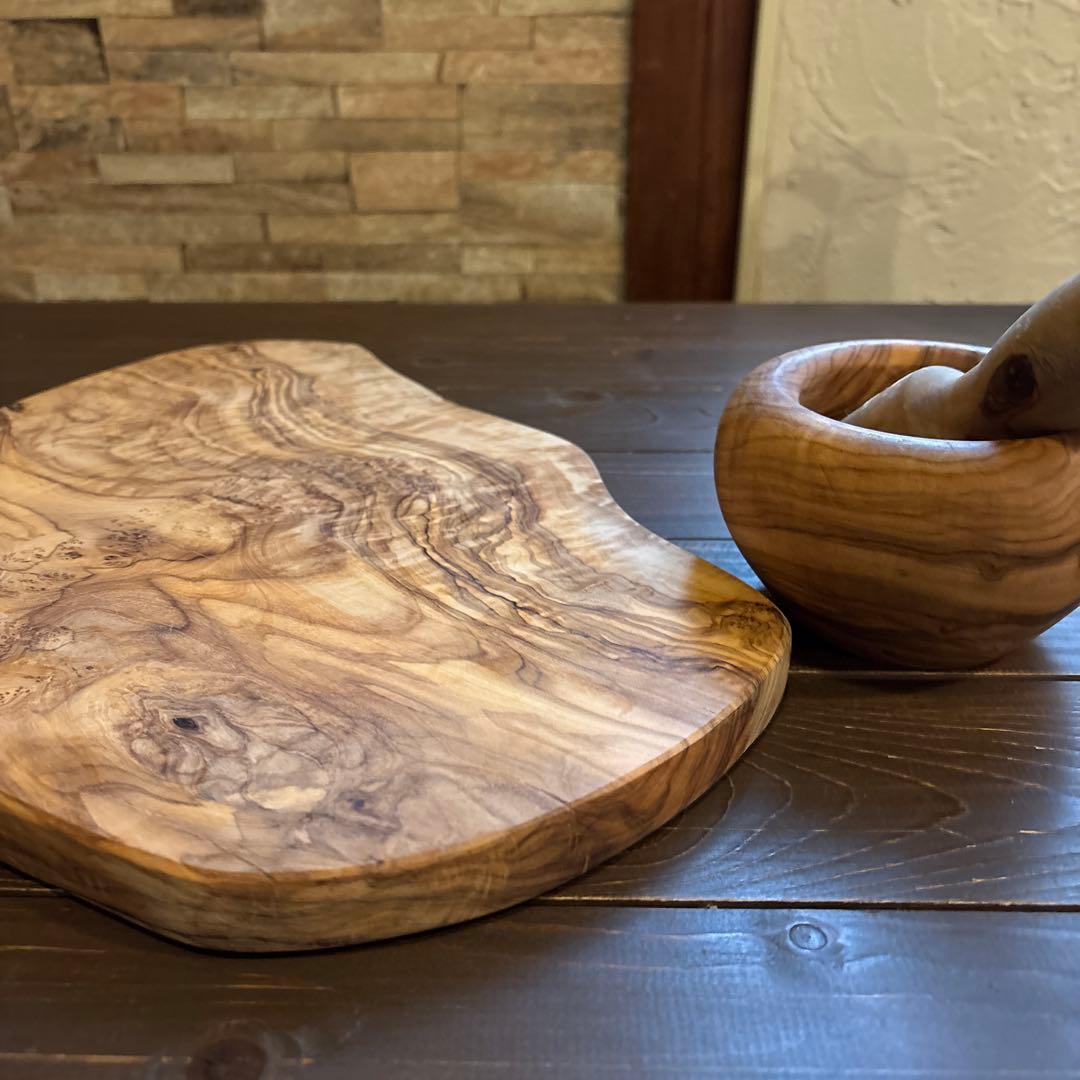 オリーブの木　まな板LL+乳鉢L