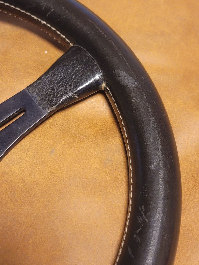 MOMO モモ　ロニーピーターソン　レザーステアリング　当時物　約350mm