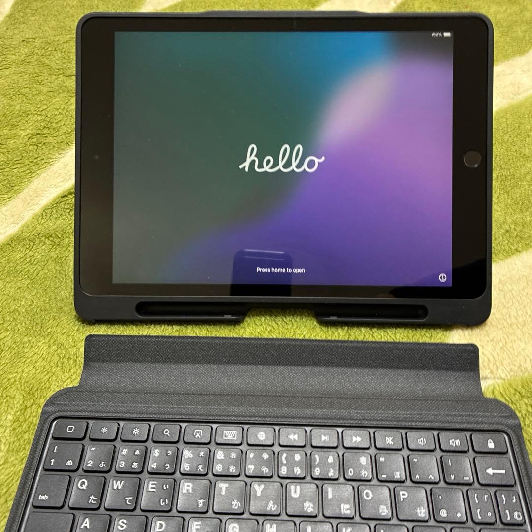 iPad 第9世代 Wi-Fi64GB スペースグレイ＋おまけキーボード付き