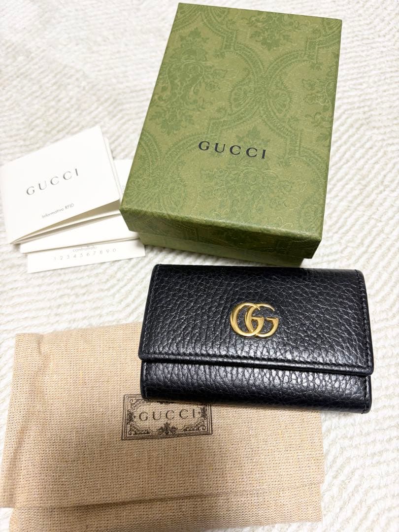 【GUCCI 】グッチ GGマーモント 6連キーケース ブラック❗️