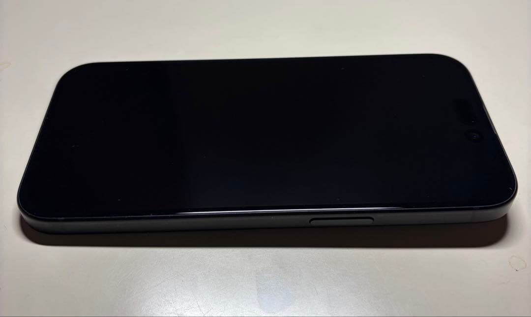 iPhone15 本体　128GB ブラック　バッテリー86% 箱付き