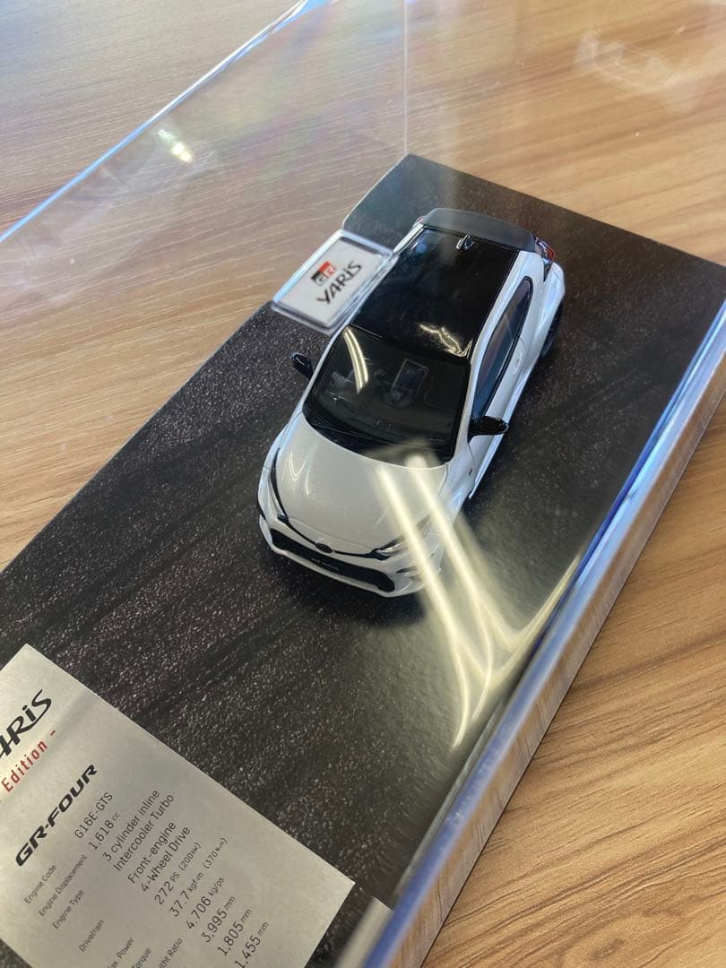 トヨタ ヤリス GR-FOUR ミニカー