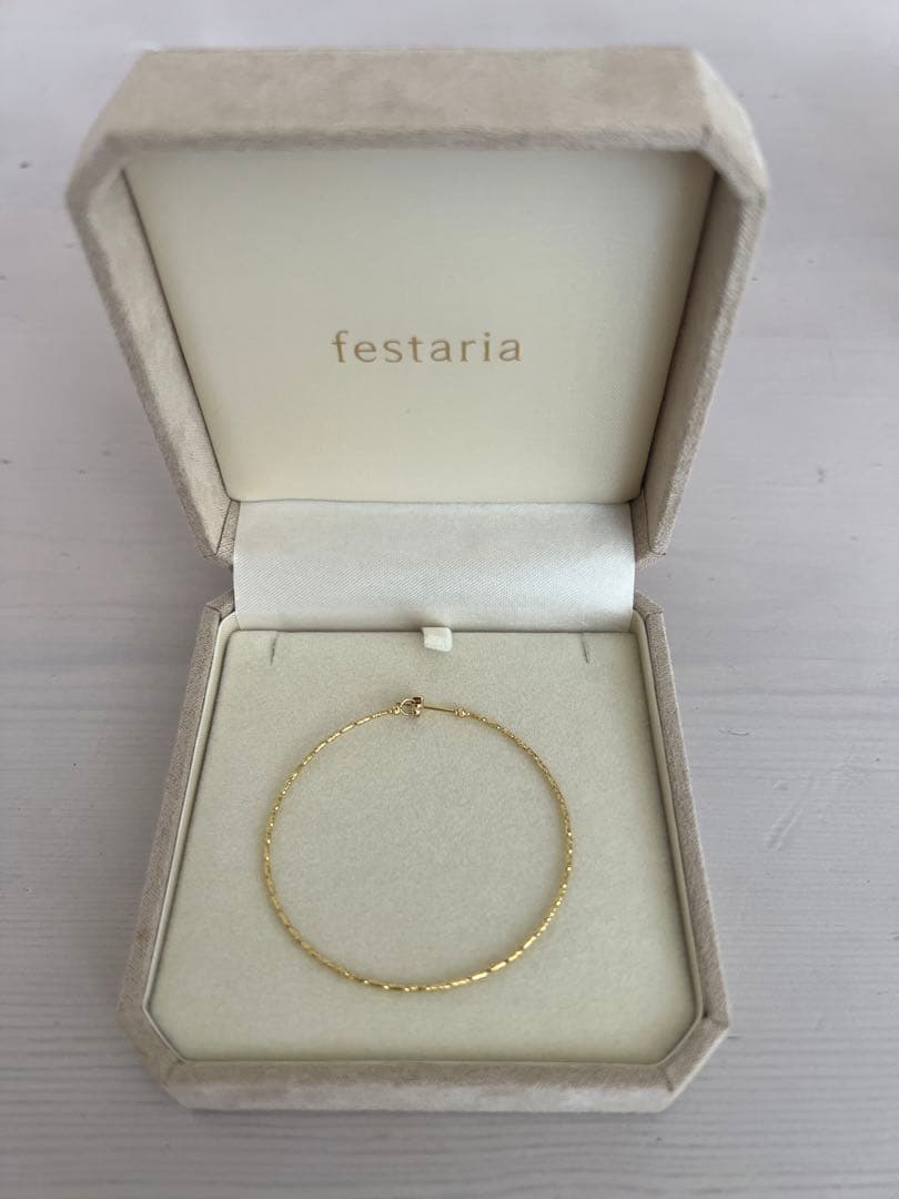 フェスタリア　ルーフピアス　K18片耳