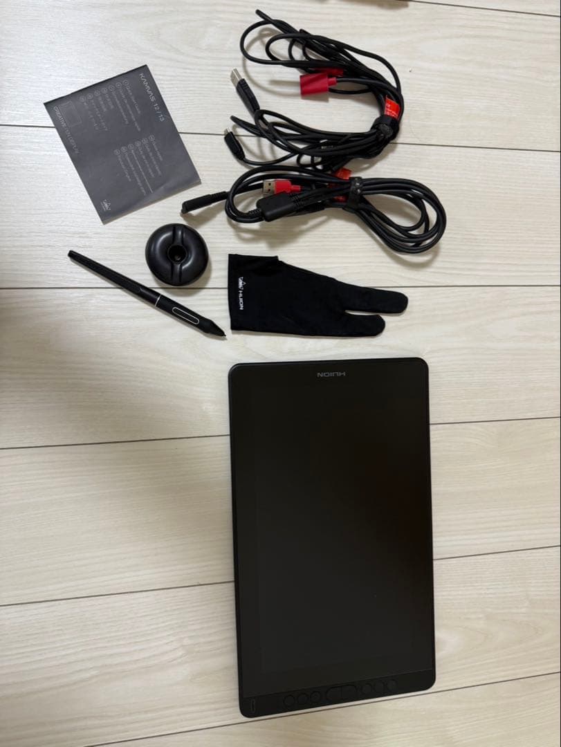 未使用に近いHuion Kanvas13液晶ペンタブレット