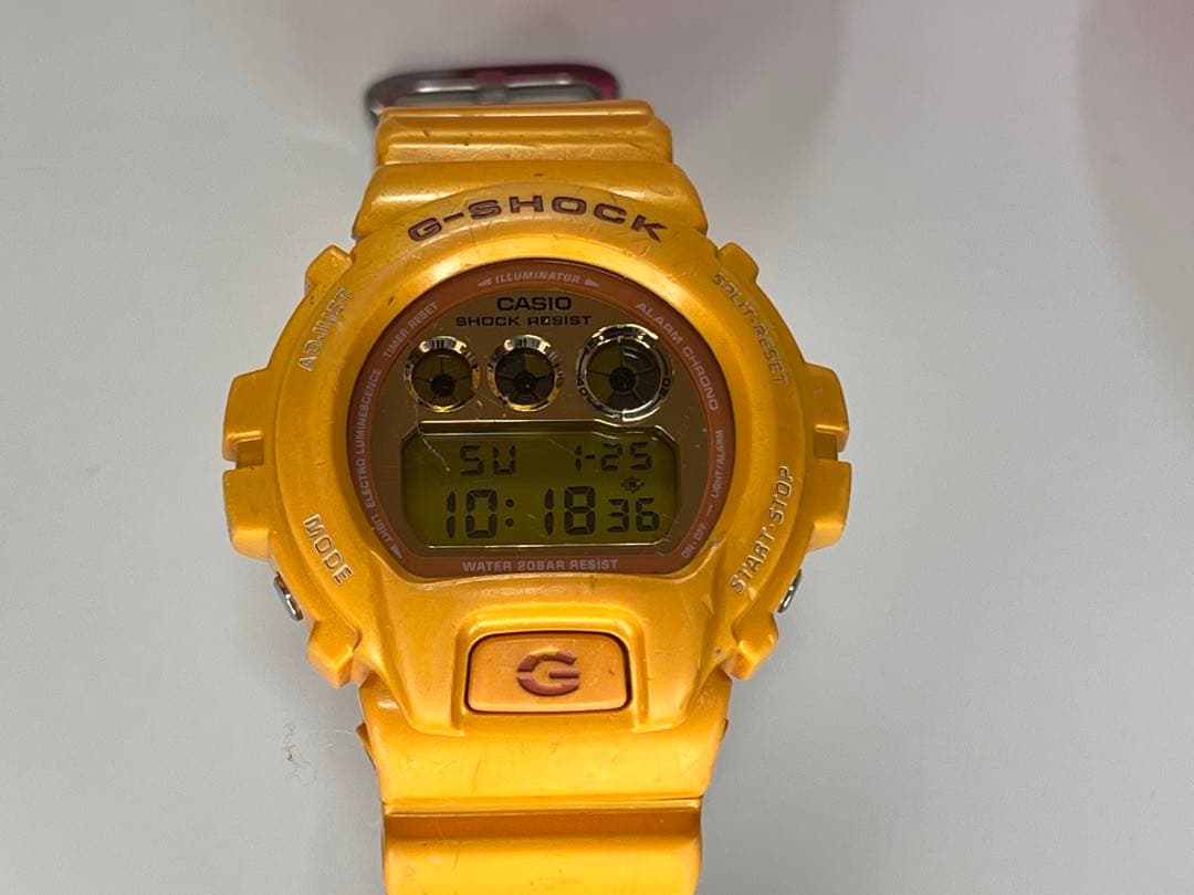 G-SHOCK DW-6900SB メタリックカラー イエロー