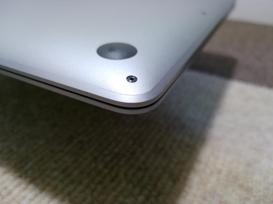 Mac Air 2020 A2179 13㌅ バッテリー正常『充放電3回』