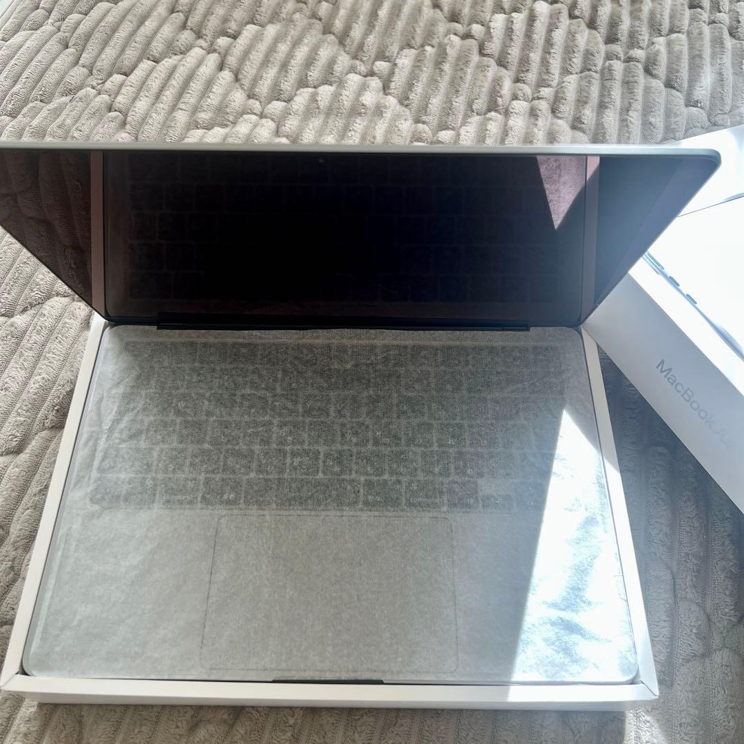 MacBook Air M3 13インチ 16GB 256GB 美品