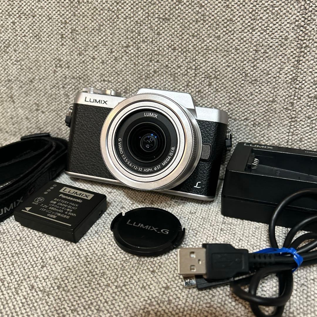 【美品】 Panasonic Lumix DMC-GF7 ミラーレスカメラ