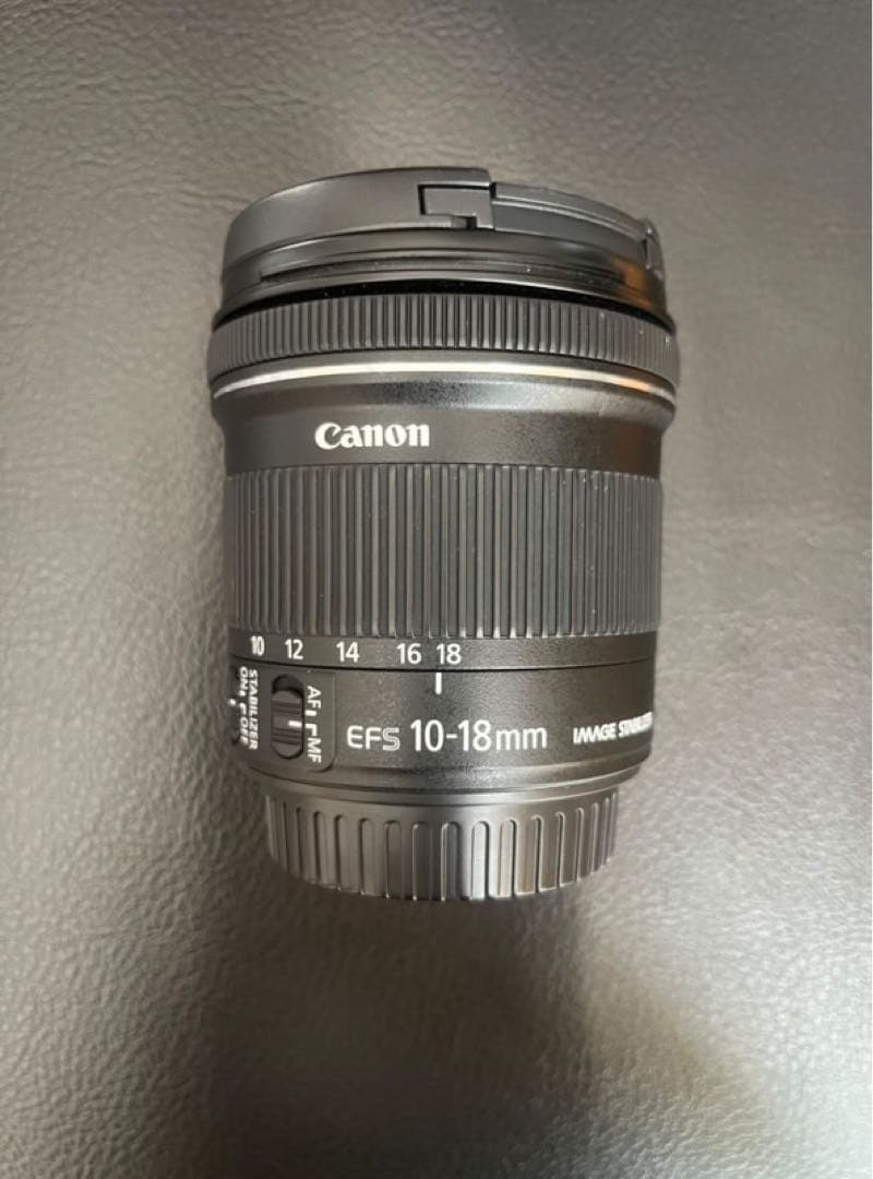 Canon EF-S 10-18mm f/4.5-5.6 IS STM広角レンズ