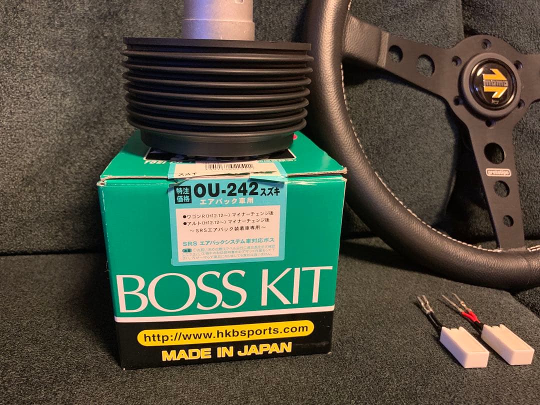 momo プロトタイプ　ステアリング　jb23 ジムニー　ハンドル　本物