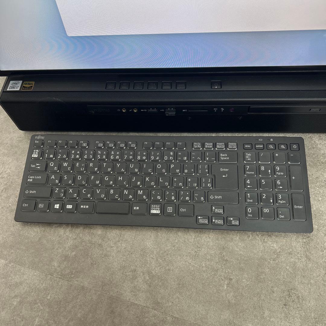 美品　富士通 FMVF90E2B 一体型パソコンFH90/E2 i7第10