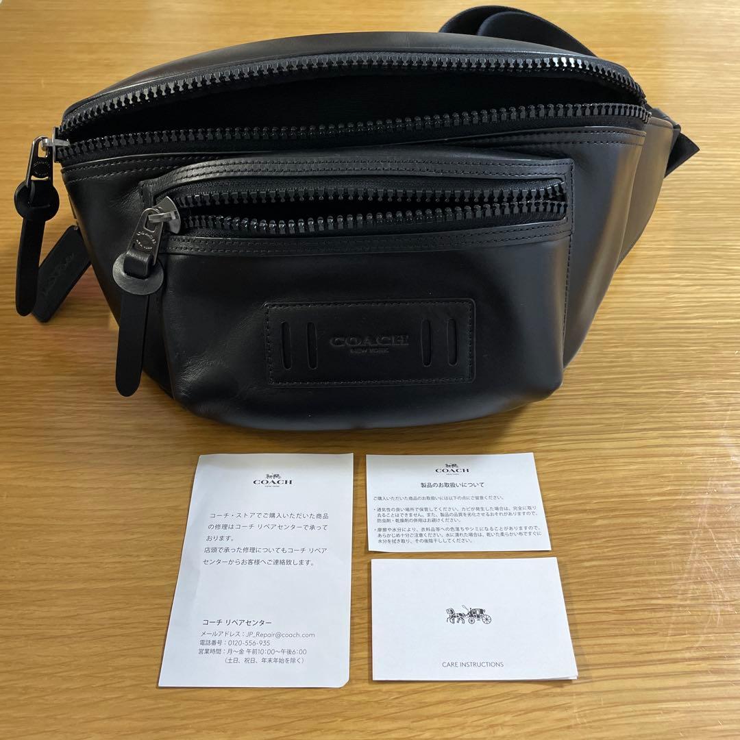 coachのポーチです。 質問等あれば、遠慮なく連絡ください！