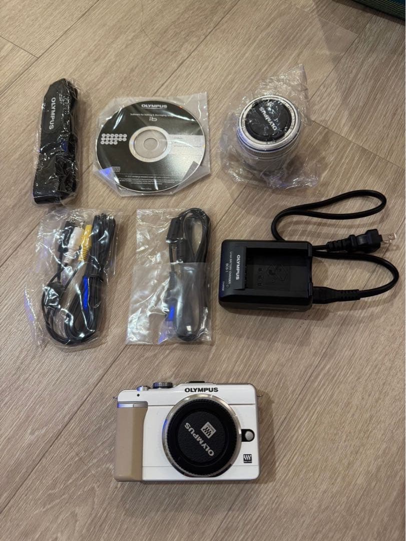 オリンパス　OLYMPUS PEN Lite E-PL1