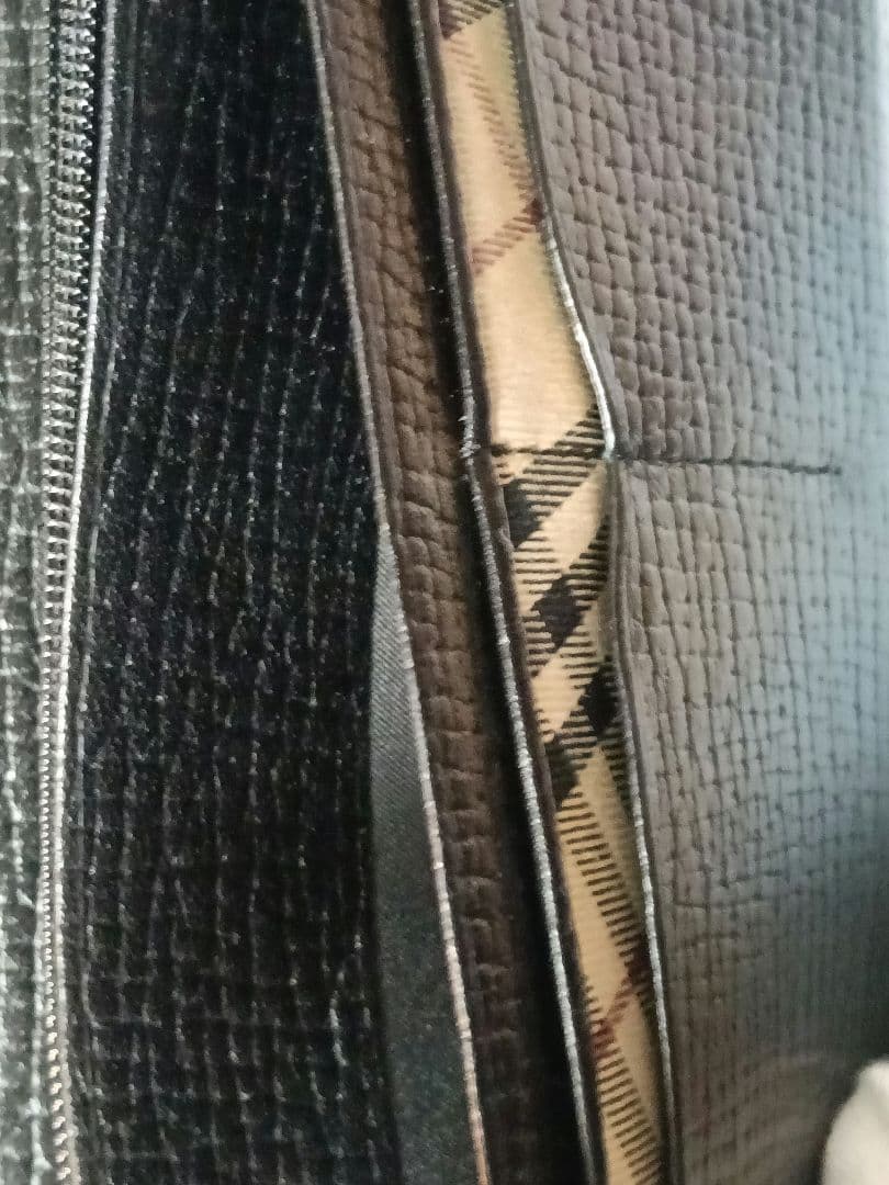 Burberry バーバリー　黒 レザー 長財布　メンズ　極美品です！