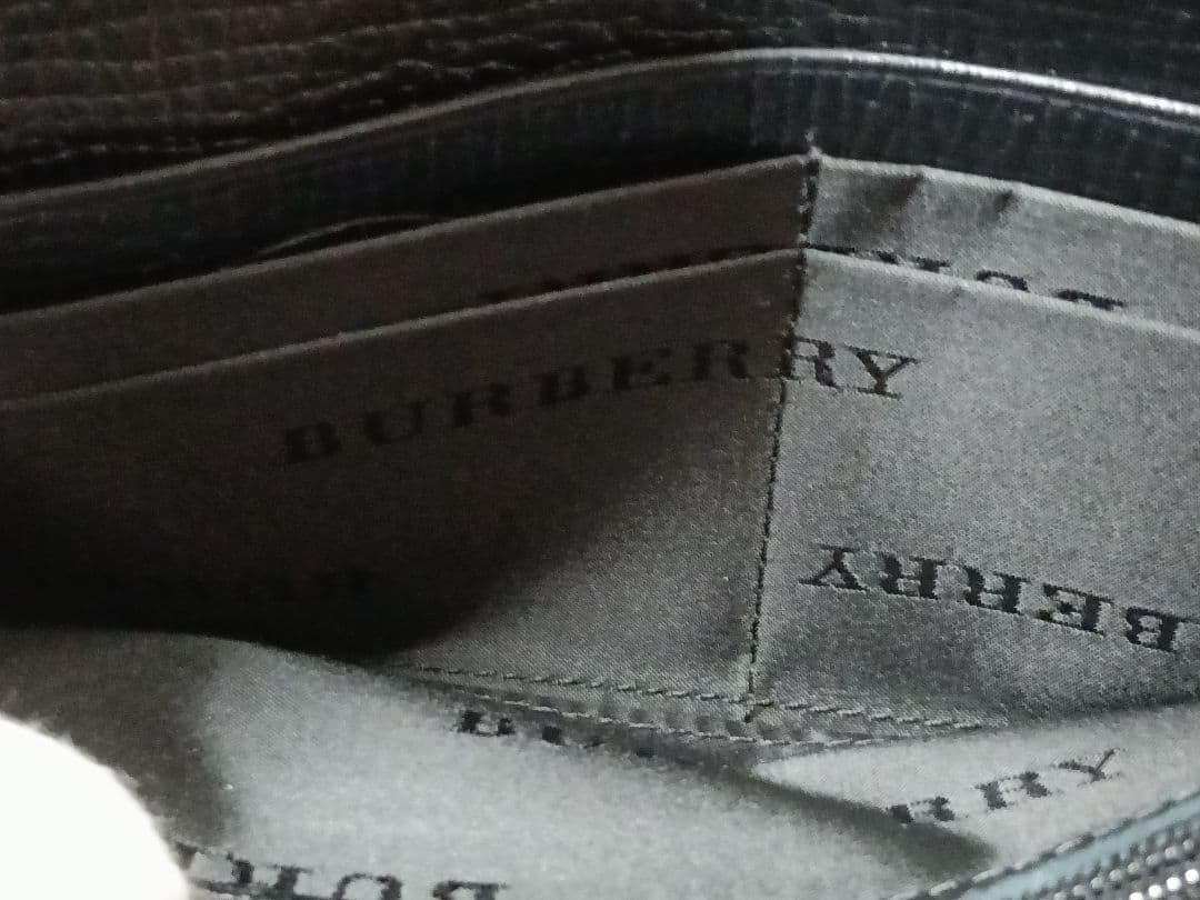 Burberry バーバリー　黒 レザー 長財布　メンズ　極美品です！