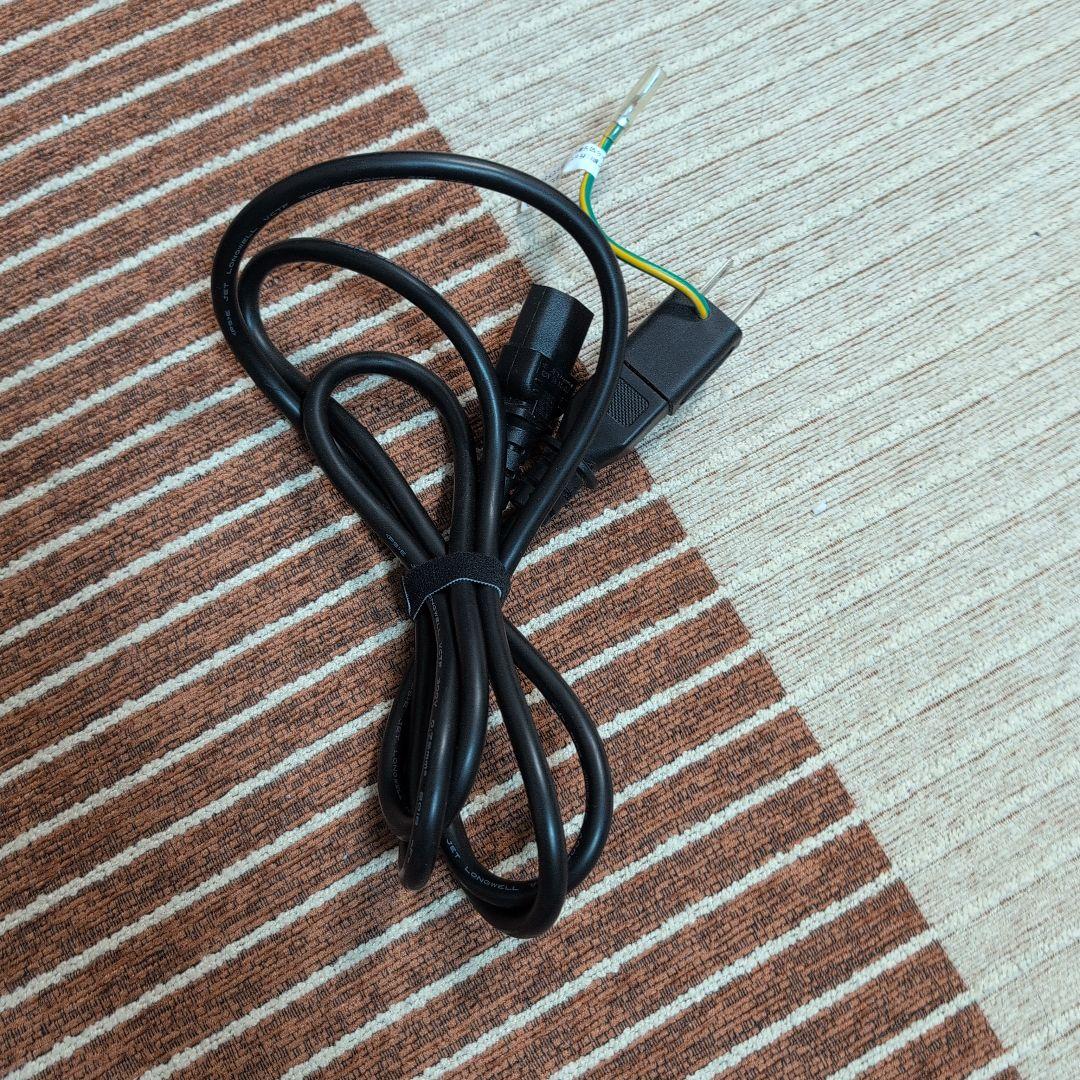 Dell Inspiron デスクトップPC