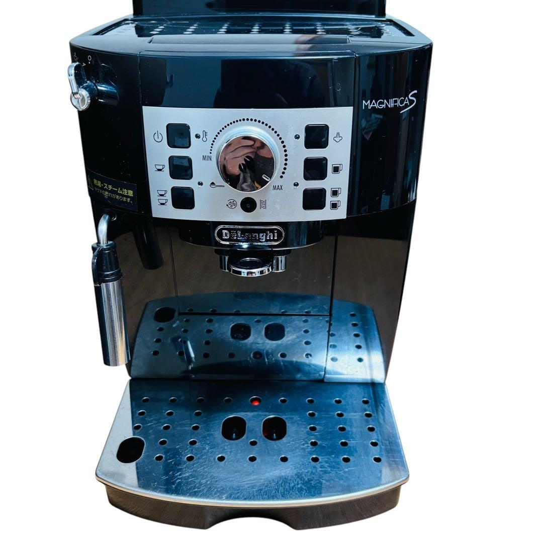 Magnifica Ｓ　コーヒーメーカー　デロンギ　ECAM22112B