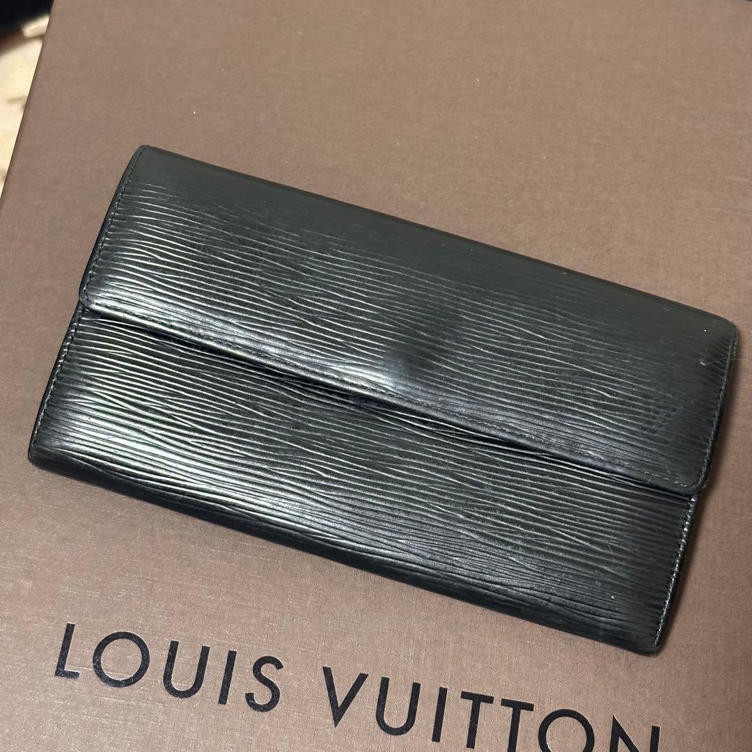 LOUIS VUITTON エピレザー 長財布 黒