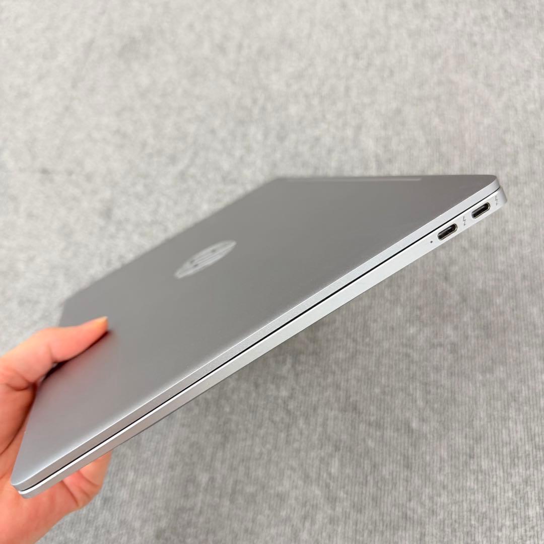 Windowsノート本体 HP EliteBook Folio G1 /m5/8GB/128GB