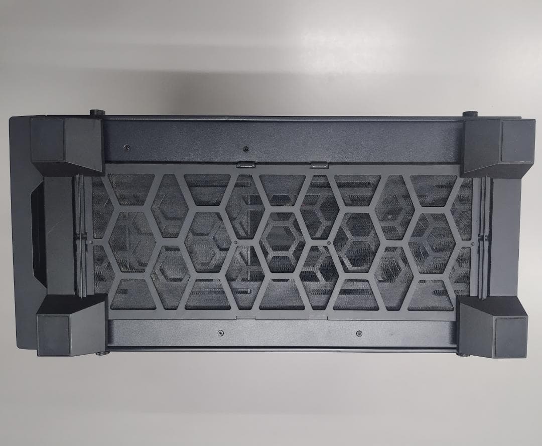 ゲーミングPC　i5-9600K GTX-1070Ti　自作マシーン