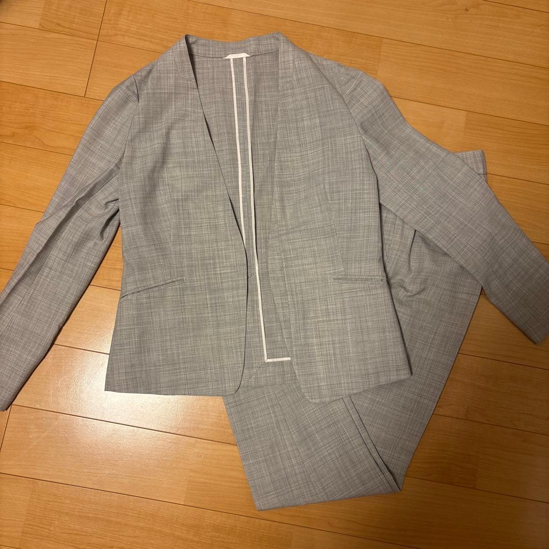 ［グリーンレーベルリラクシング］ グレー パンツスーツ 上下セット