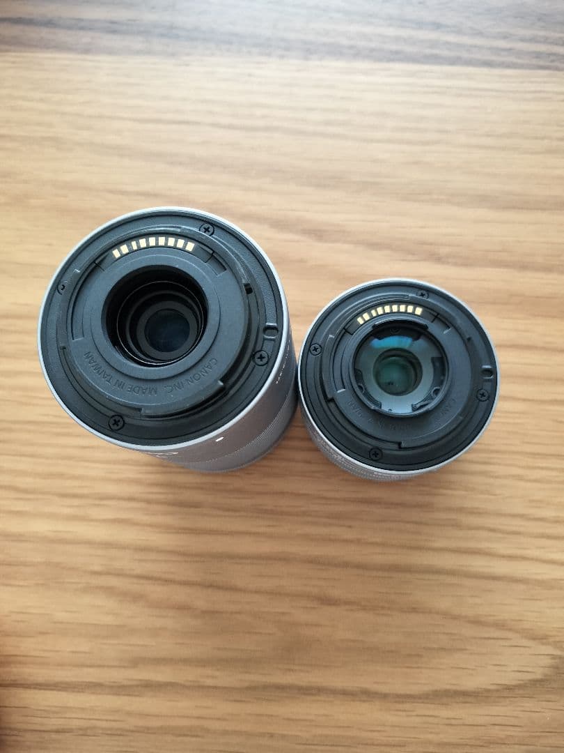 Canon EOS M ミラーレスカメラ ホワイト