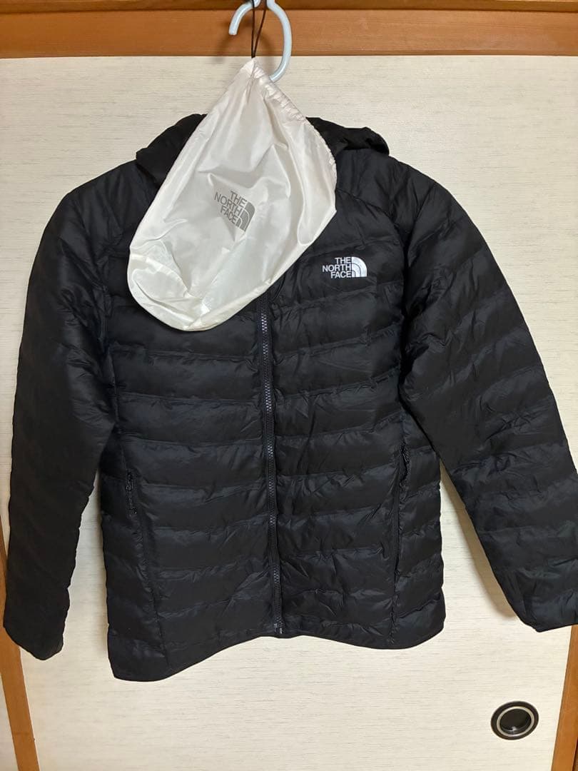 ノースフェイス　レディースダウンMサイズ