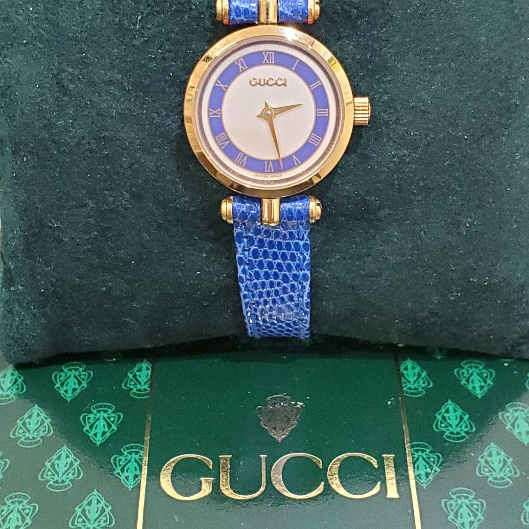 極美稼働品　グッチGUCCI シェリーライン ブルー　ゴールド レディース腕時計