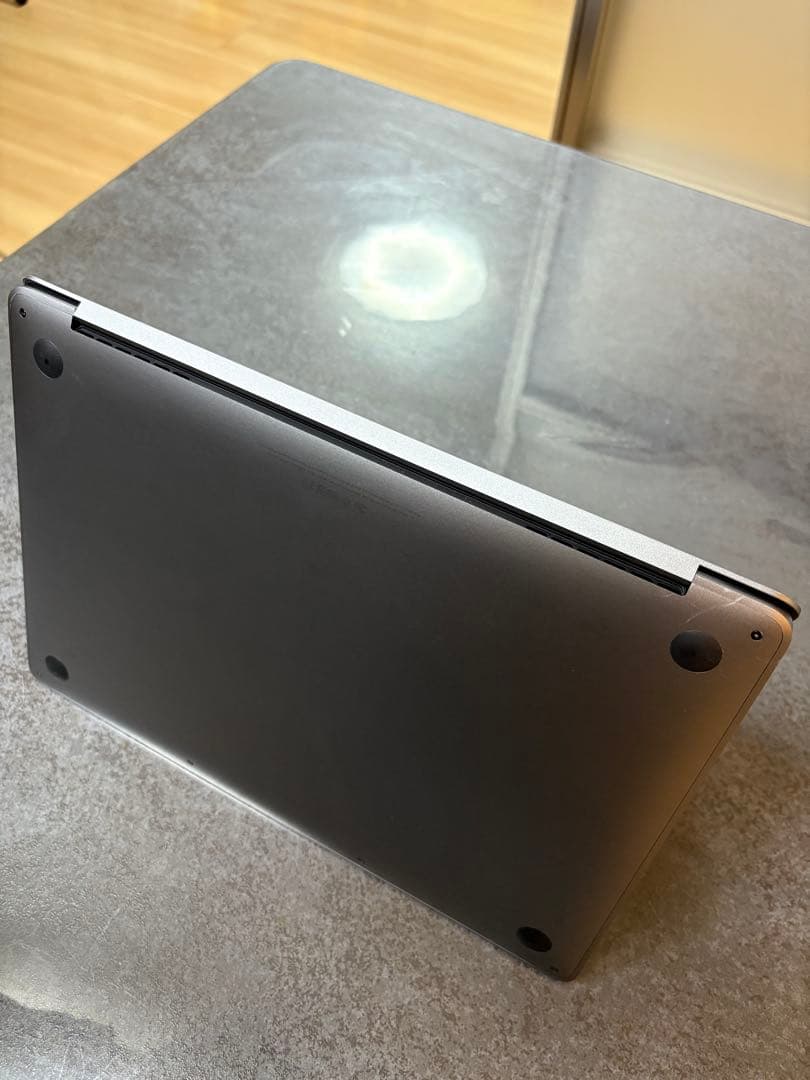 Apple MacBook Pro 2017 スペースグレイ