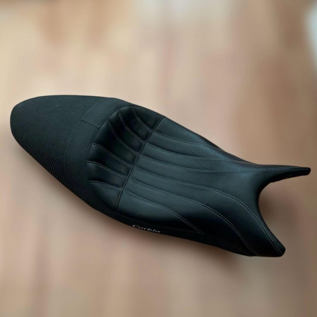 r*t様 SUZUKI SV650 シート