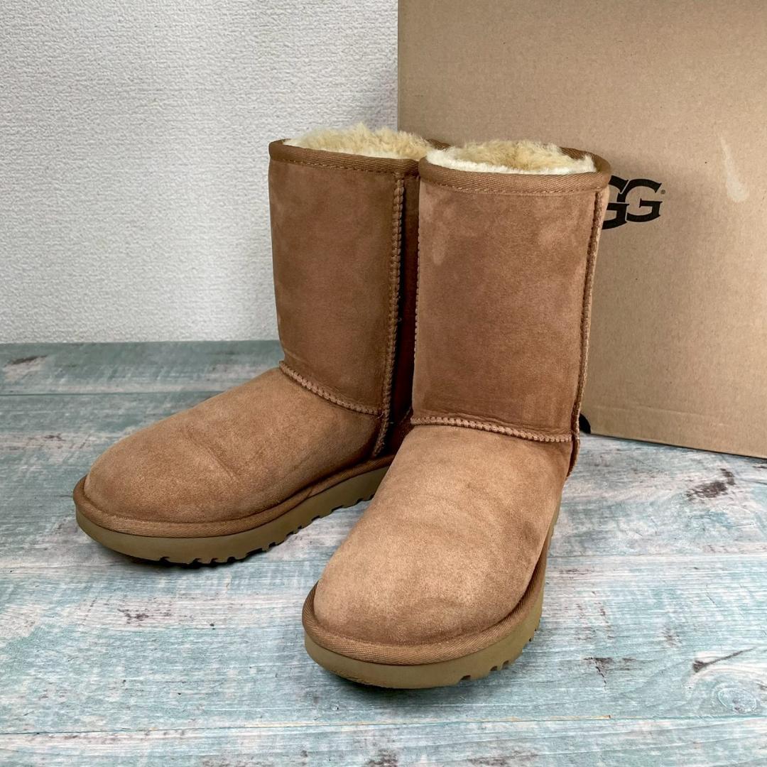超美品 UGG クラシック ムートンブーツ 23cm