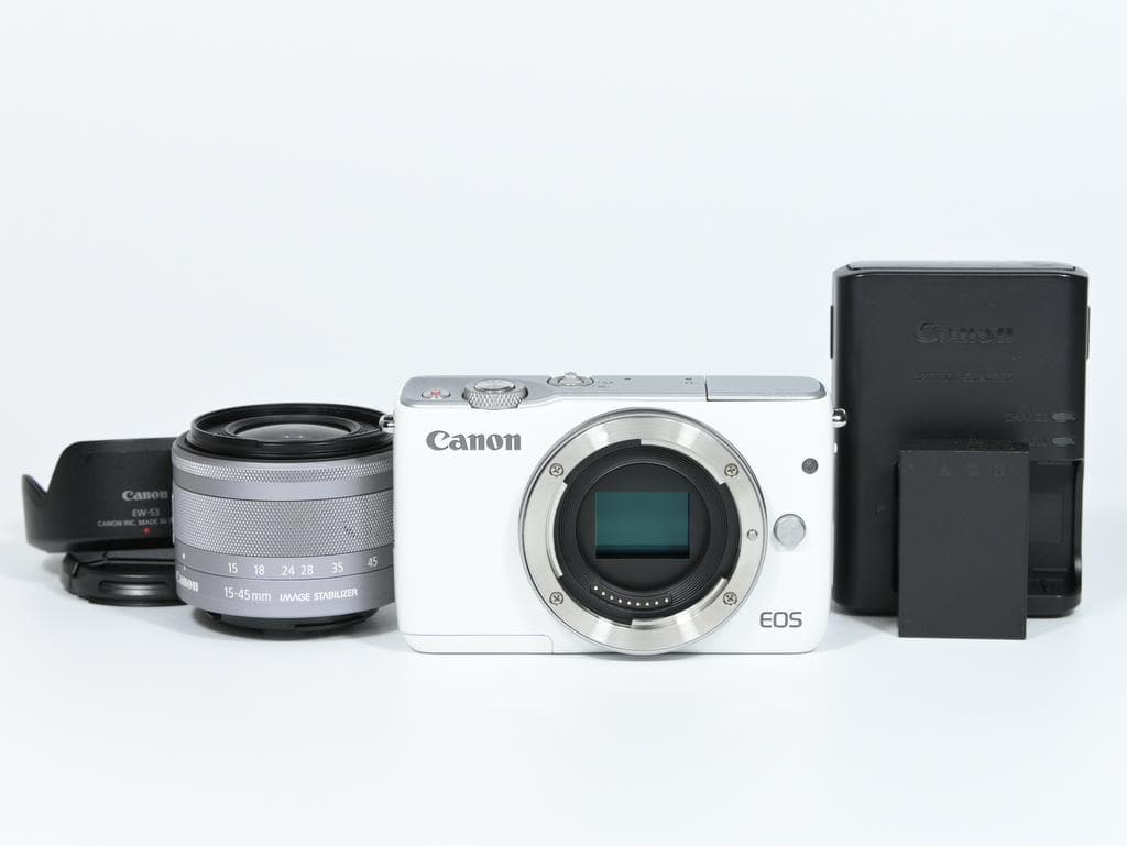 【美品】 キヤノン　Canon EOS M10 レンズキット