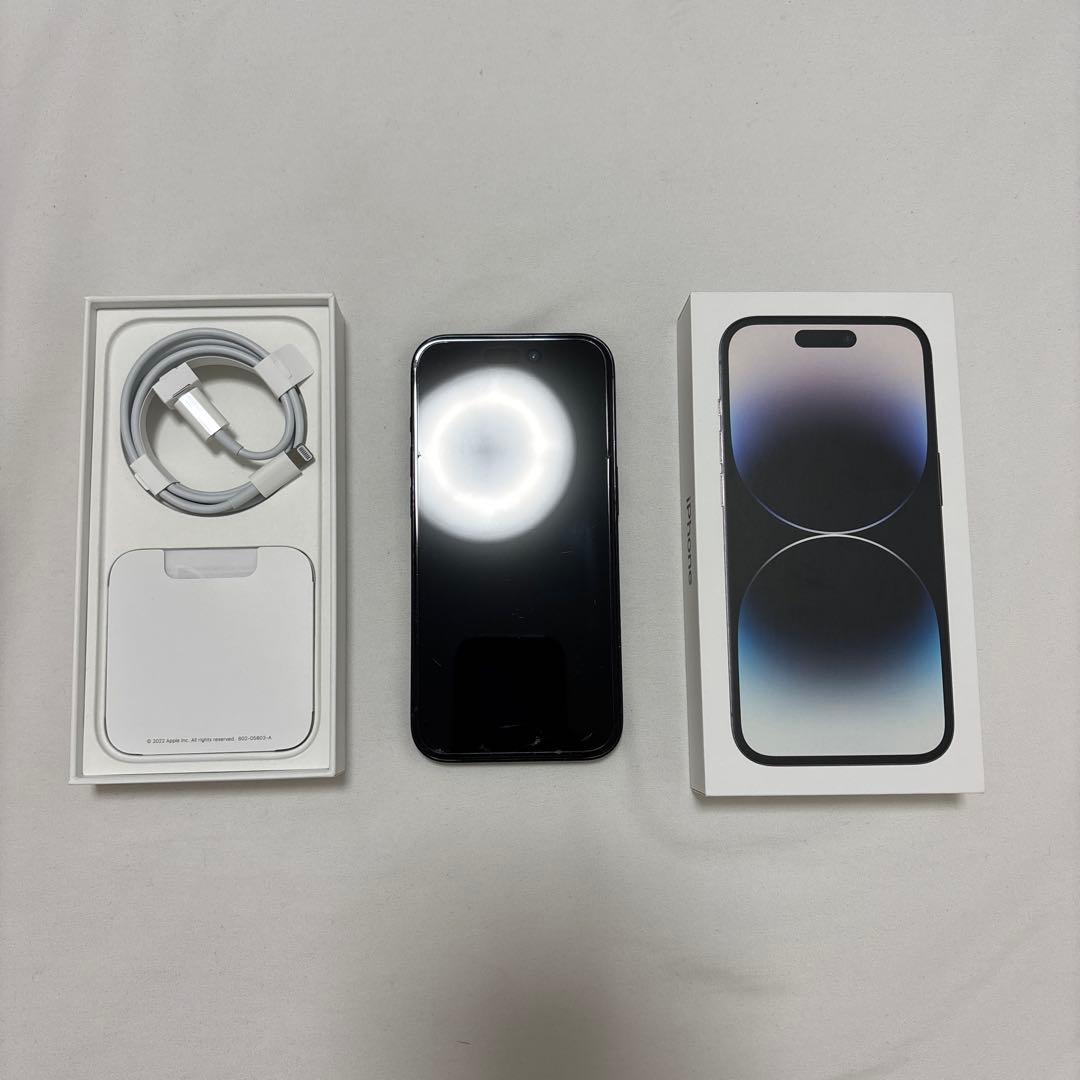 Apple iPhone 14 Pro 本体