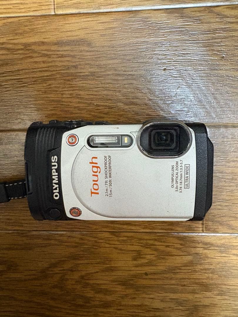 OLYMPUS STYLUS TG-860９