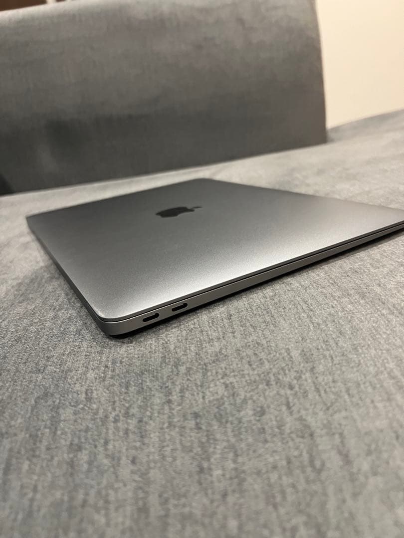 【美品】MacBook Air M1 13インチ 8GB/256GB