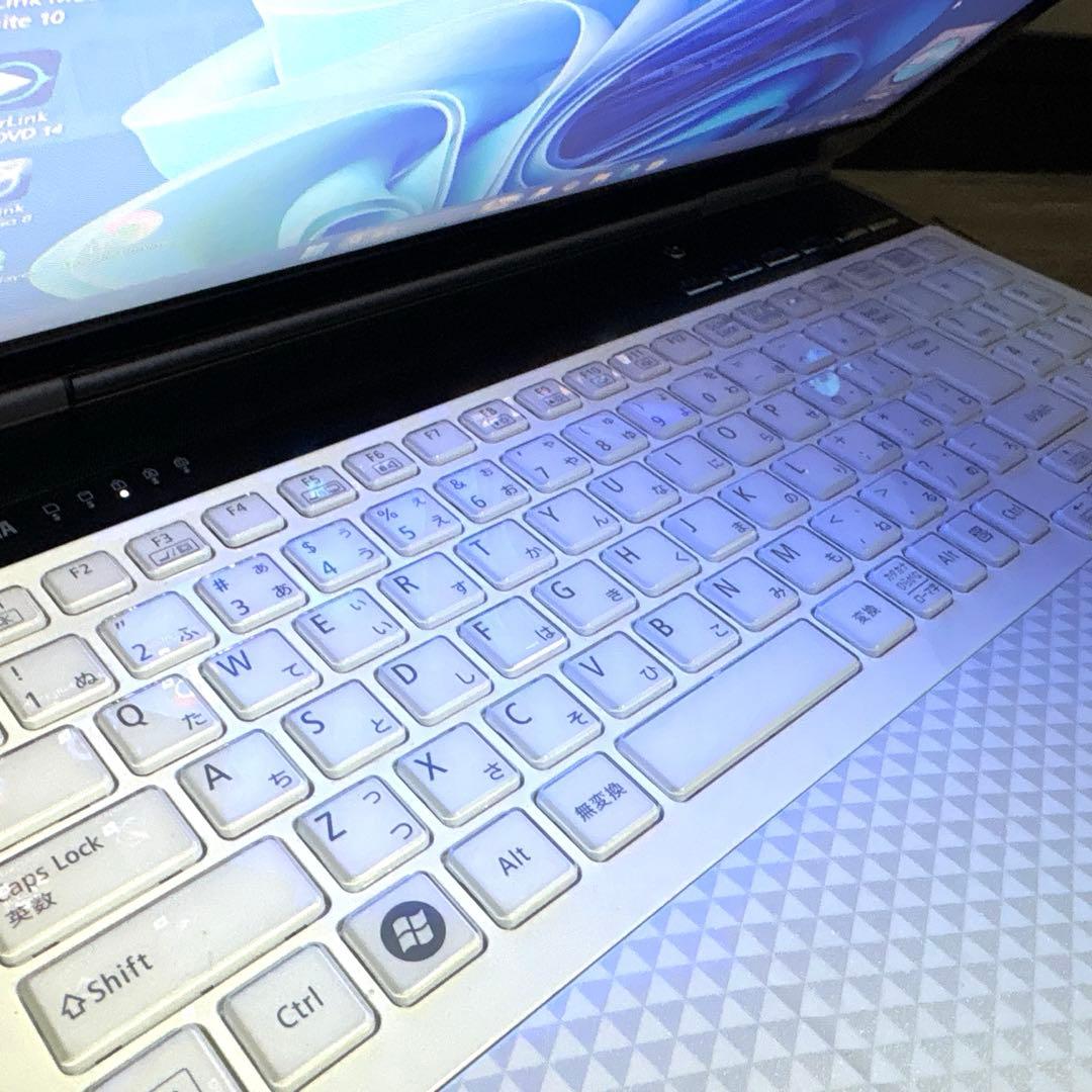 爆速仕様 Core i7 NEC LAVIEノートパソコン SSD