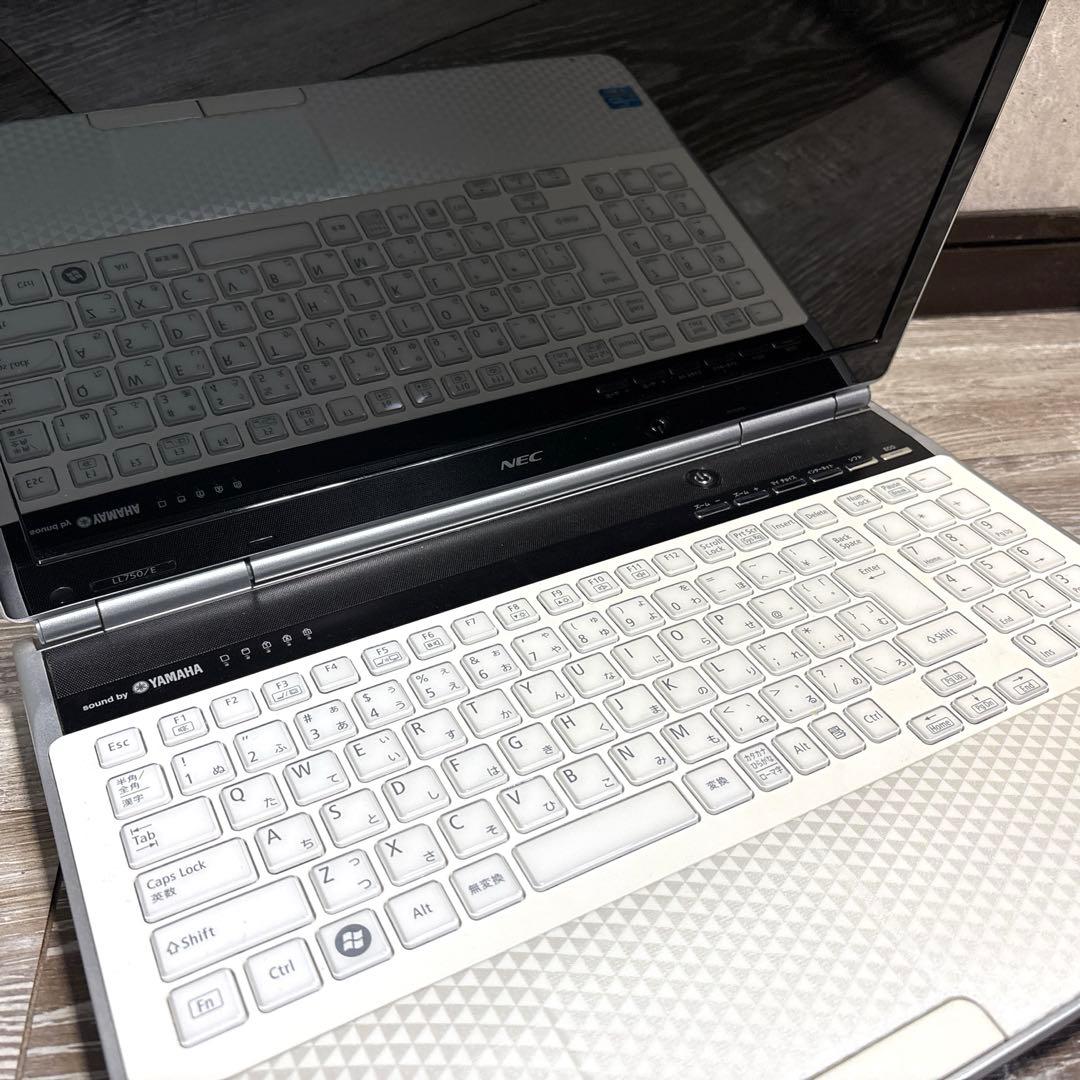 爆速仕様 Core i7 NEC LAVIEノートパソコン SSD