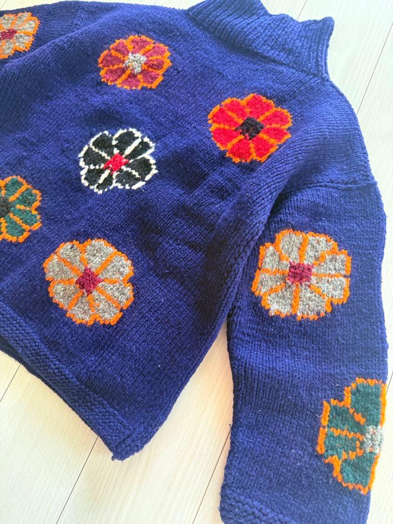 vintage エクアドル　ニット　フラワー　花　ビンテージ