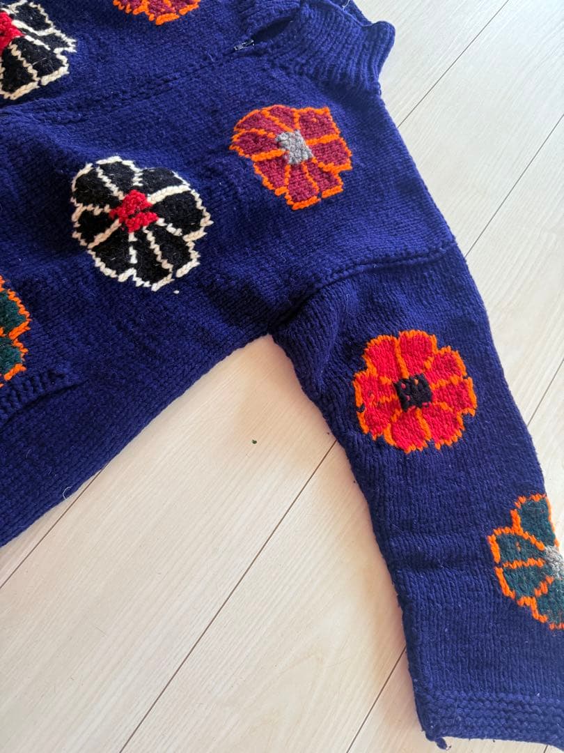 vintage エクアドル　ニット　フラワー　花　ビンテージ