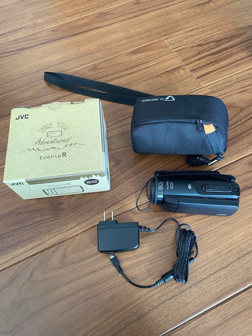 JVC EverioR GZ-RX680-B 本体