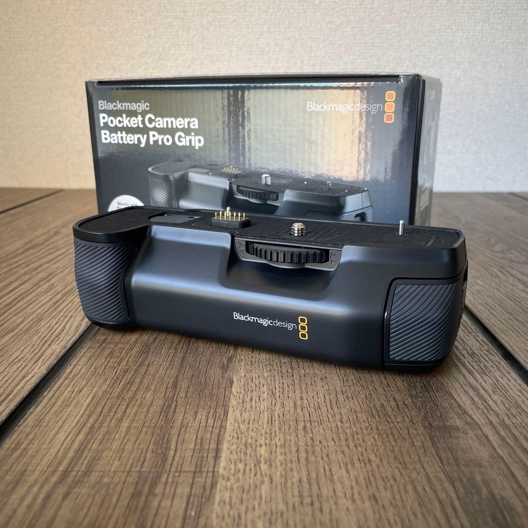 ビデオカメラ Blackmagic Pocket CameraBatteryProGrip