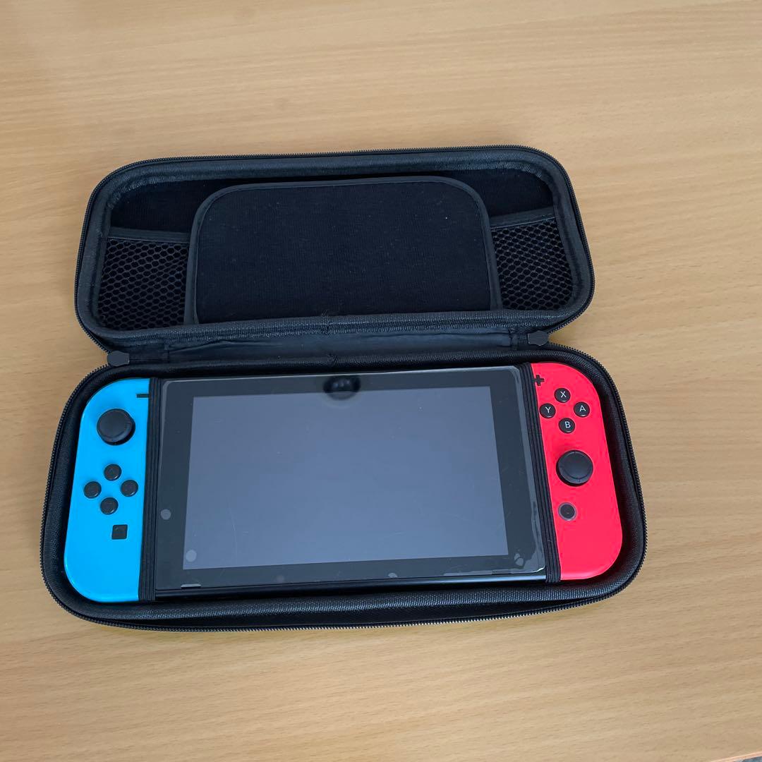 Nintendo Switch 青/赤 本体 付属品全てあり　ケース付き