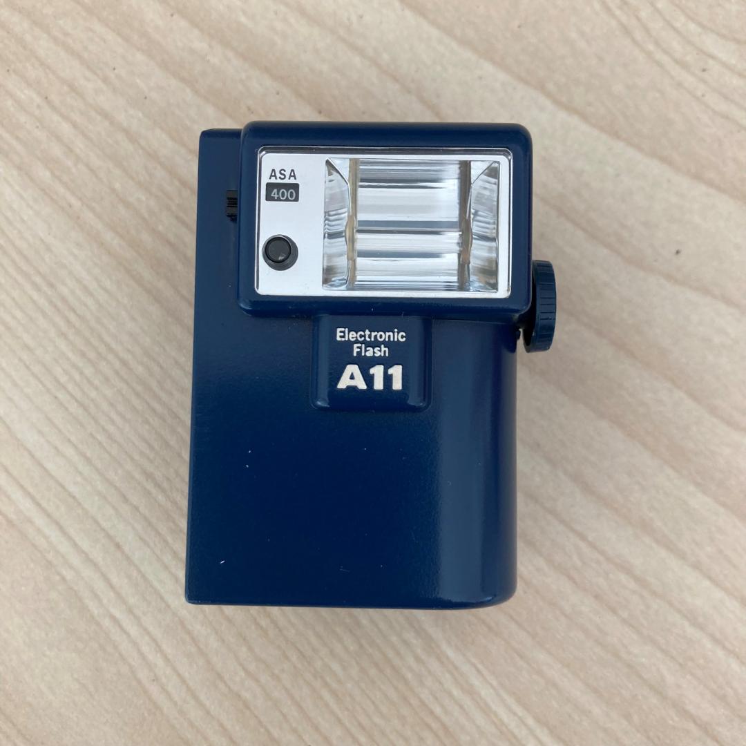 オリンパス　XA 2ネイビー