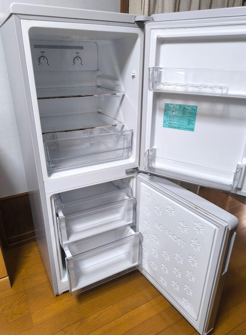 ぺい ELSONIC 冷凍冷蔵庫 EH-R1482F 2019年製