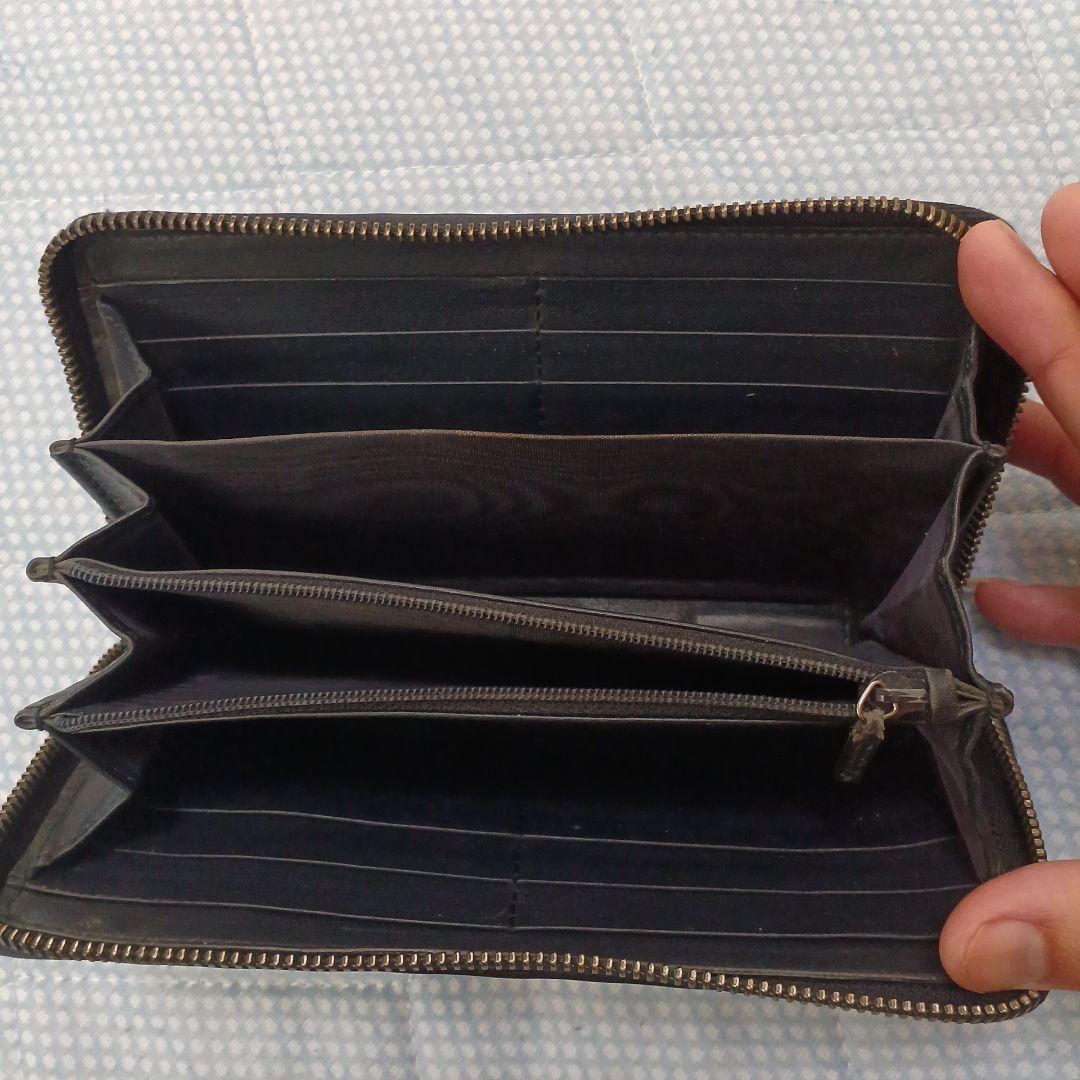 Gucci GGパターン ネイビーレザー長財布