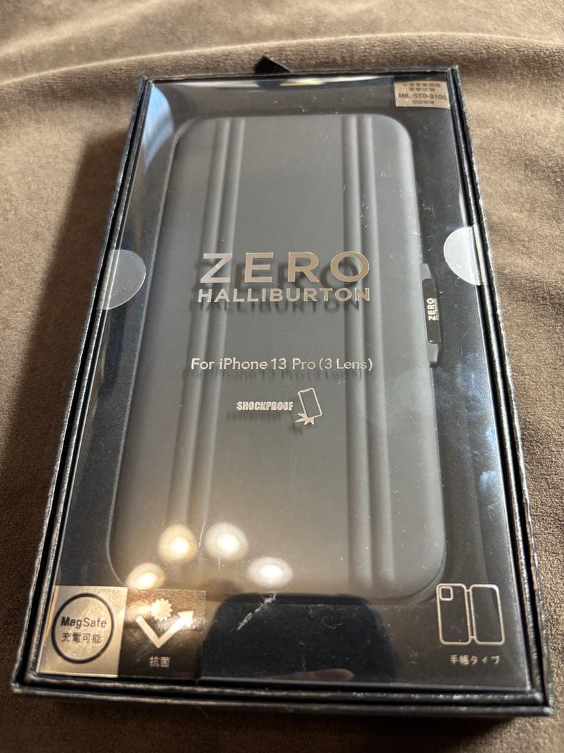 iPhone13Proケース　ZERO HALLIBURTON （手帳型）