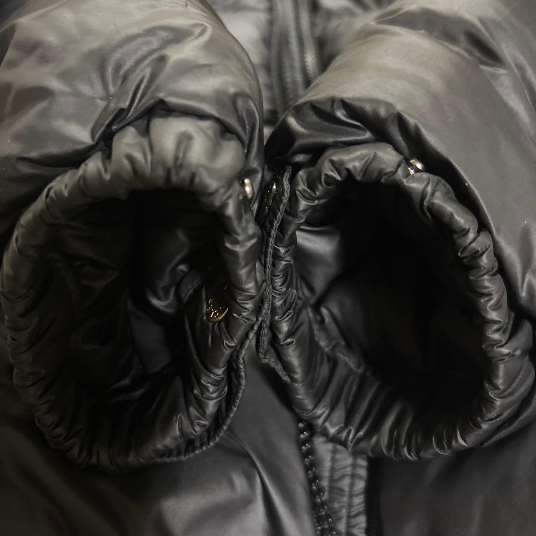 MONCLER モンクレール　ブラック ダウンフード付き