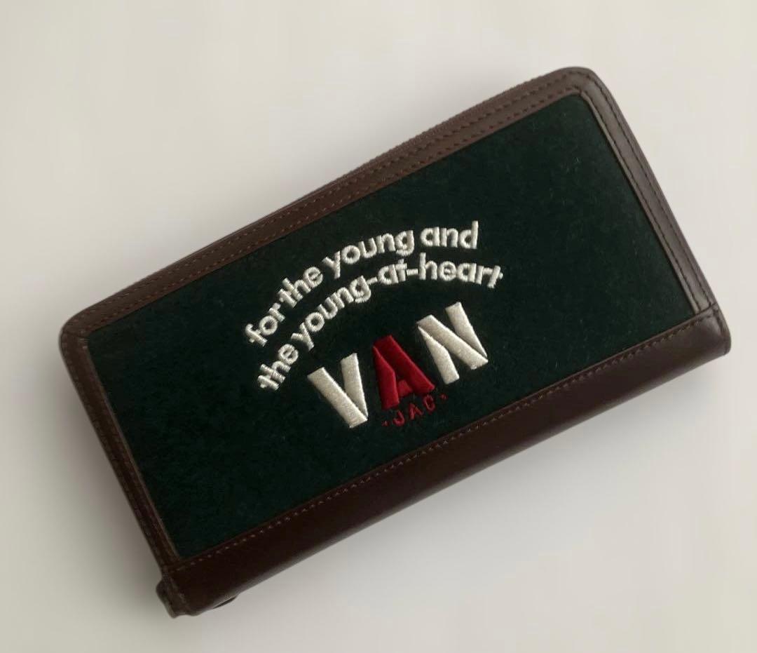【新品】VANJAC　ヴァンヂャケット メルトン x レザー 長財布　緑