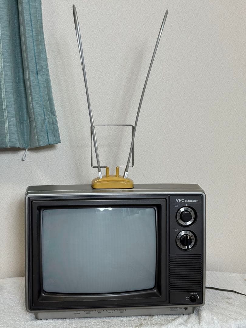 【昭和レトロ・動作品】NEC カラーテレビ CV-14H8型＋アンテナ セット